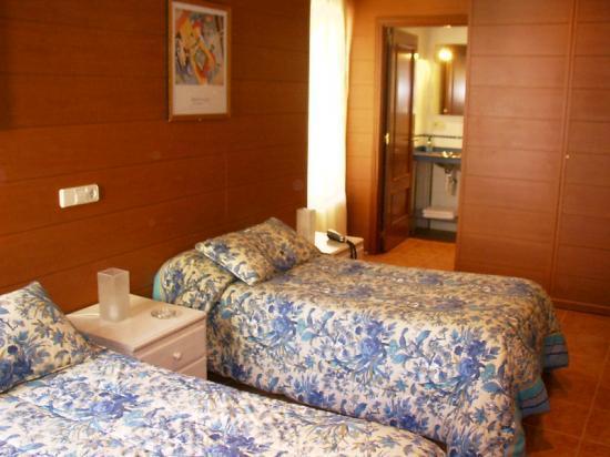 Pension Casa 400 Vitoria-Gasteiz Cameră foto